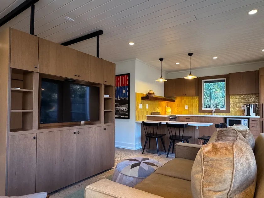 Luxury Studio at Mid Mod Monroe, Downtown, Private - Image 1