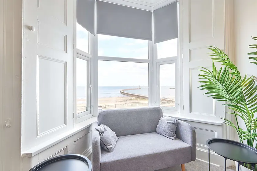 5 Roker Terrace - Seaview Apartments - Image 1