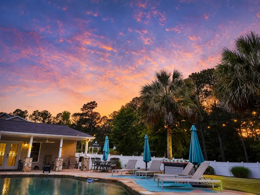 Palm Haven Villa - Where Every day is a Pool Day! - Image 1