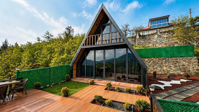 Bungalow with Valley View - Image 1