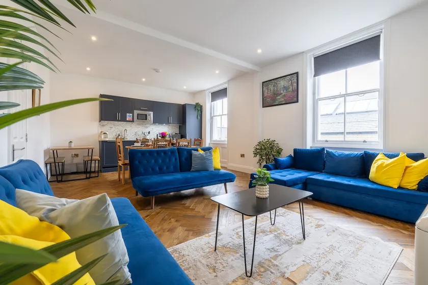 In The Lanes - Central 2 Bedroom 2 Bathroom - Near Beach - Image 1