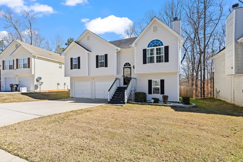 4BR Home Near Six Flags, ATL Stadiums • Sleeps 8 - Image 1