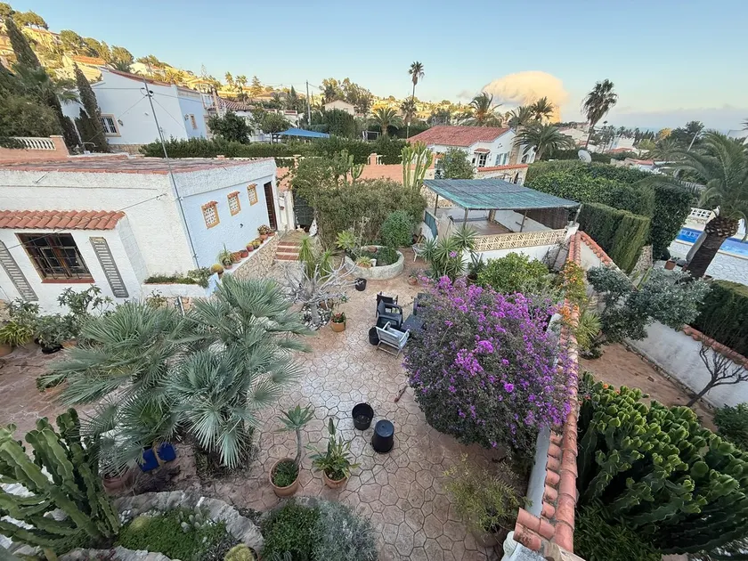 House with garden and terrace near Puerto de Calp - Image 1