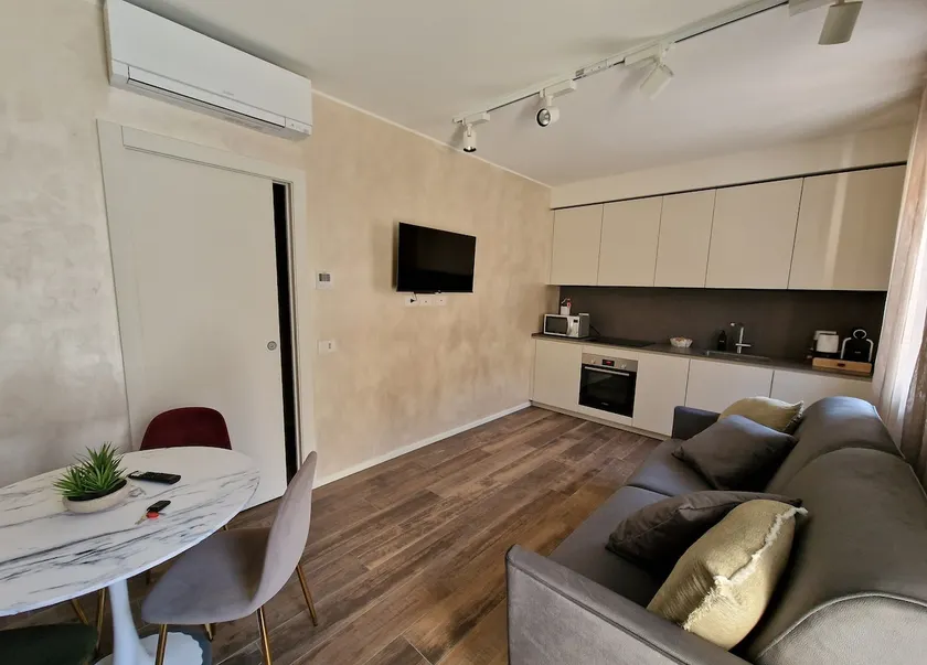VR House 15 min to Milan and 5 min to Rho Fiera - Image 1