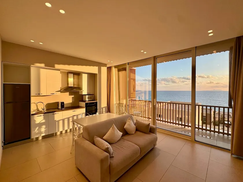 Cozy Apartment, Green Coast - Image 1