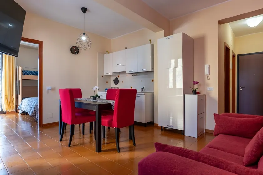 GuestHost - Currao's Holiday Seaview Flat - Image 1