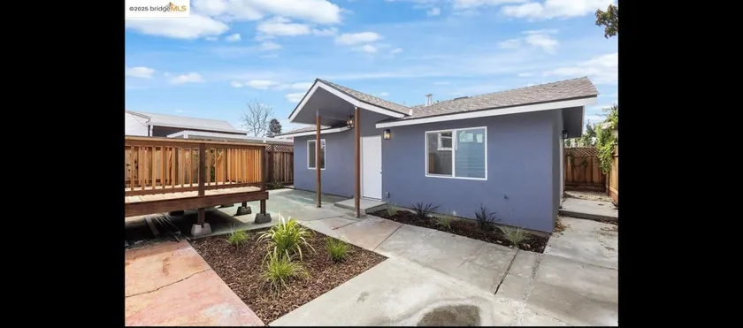 In-Law with Private Entrance & Laundry - Image 1