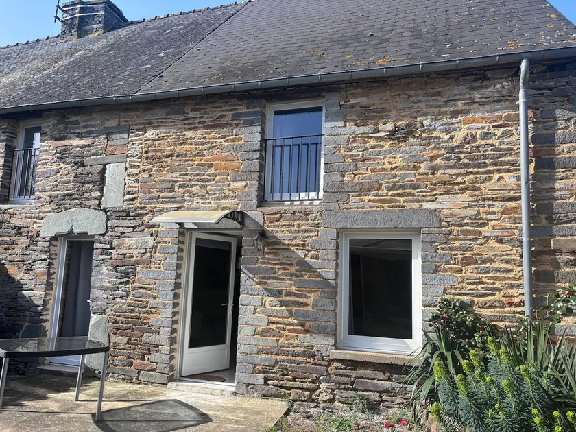 village house - Image 1