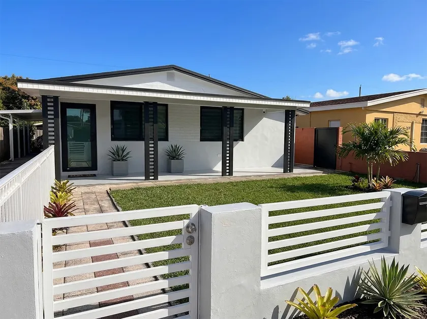 Beautiful family home close to everything in Miami - Image 1