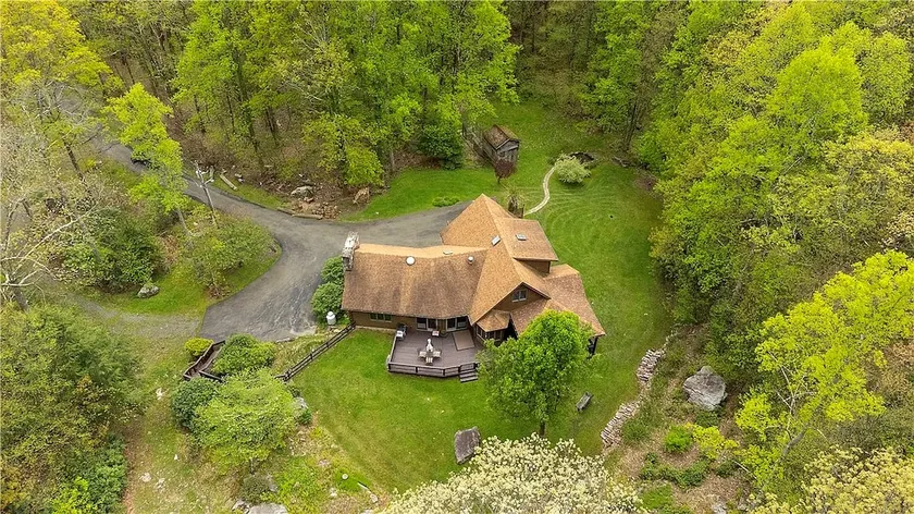 Ohiopyle, Sleeps 14, HotTub, FirePit, Arcade Games - Image 1