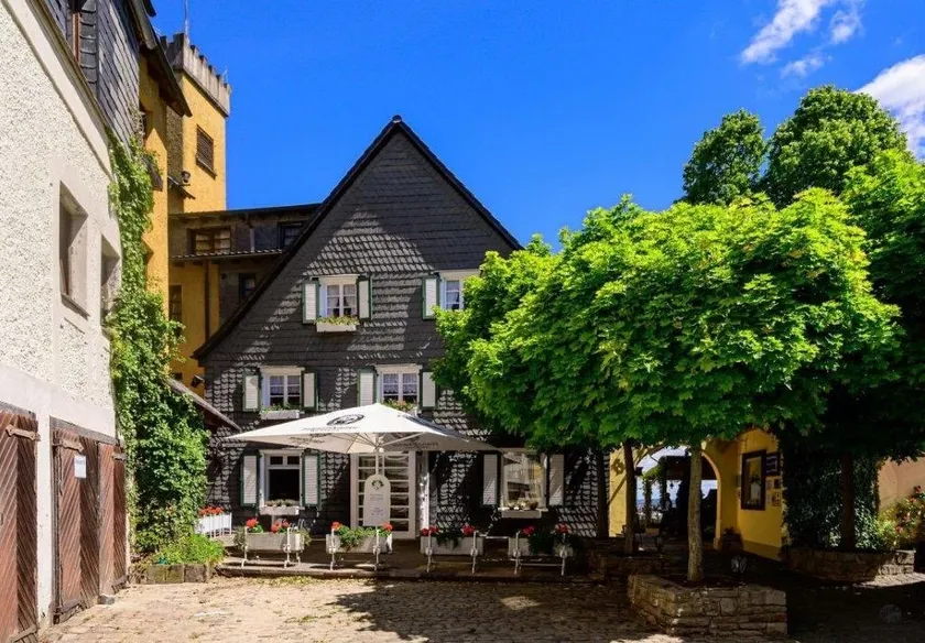 Dream view of the Ruhr Valley | 2 bedrooms | Kitchen | Quiet & nature - Image 1