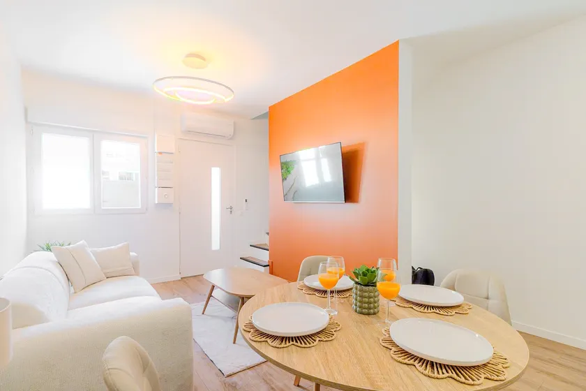 4 Seasons Nest - Private Courtyard - Paris - Image 1