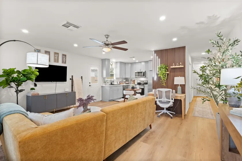 Pine Retreat • Pergola • Fast WiFi • Near Waterway - Image 1
