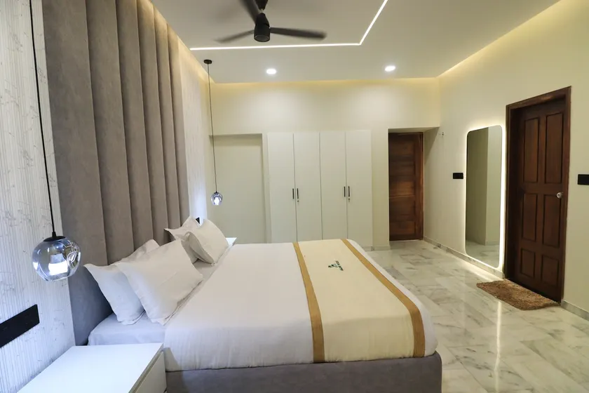 Luxury 2BHK Private Villa Stay - Image 1