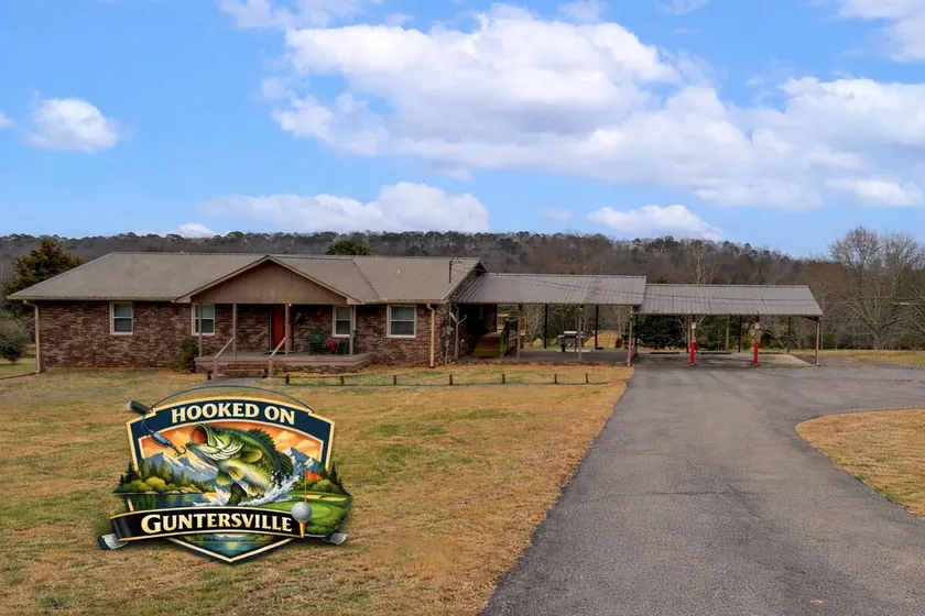Spacious Fishing Getaway by Lake Guntersville! - Image 1
