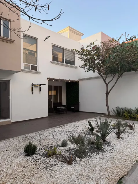 “Casa Del Sol” With Beautiful View - Image 1