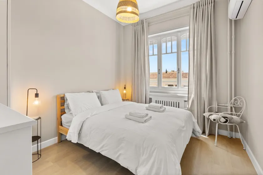 Luxury 2BR Across Archaeological Museum - Image 1