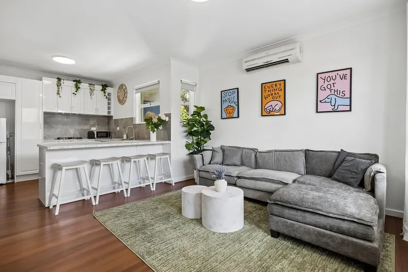 10 min to City & Optus Stadium, Pet Friendly - Image 1