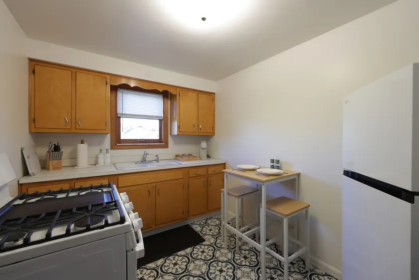Fresh + Cozy PGH Retreat _ Near the Waterfront_ - Image 1