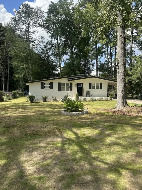 Modern 3BR Getaway | Near Downtown ATL - Image 1