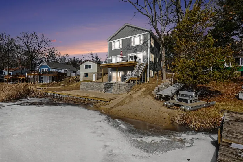 Lakefront Retreat w/ Dock + Kayaks | Sleeps 10 - Image 1