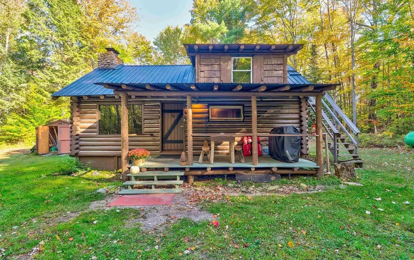 Clean & Cozy Off Grid Log Cabin - Image 1