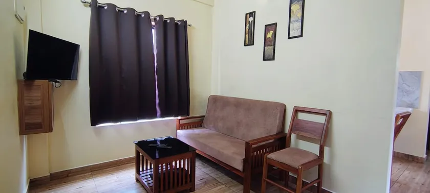 2 BHK A/C. Couple & Family Friendly A/C Apartment - Image 1