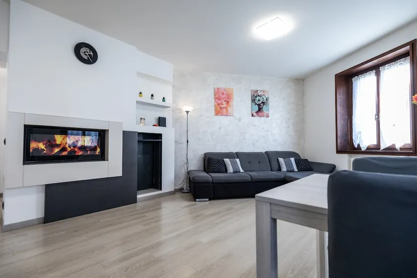 House in the Heart of Artegna. Free Wi-Fi/Parking - Image 1