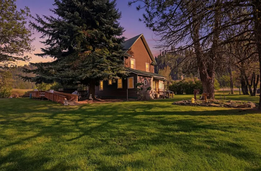 Sharilynn @ Bar-B-Earl Ranch-66 acres & hot tub! - Image 1