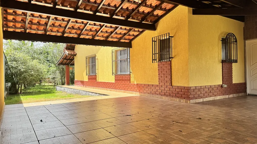 Cozy House for Visitors and Rest - Image 1