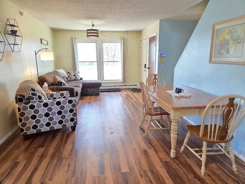 Cozy Village Condo in Maple Syrup Country - Image 1
