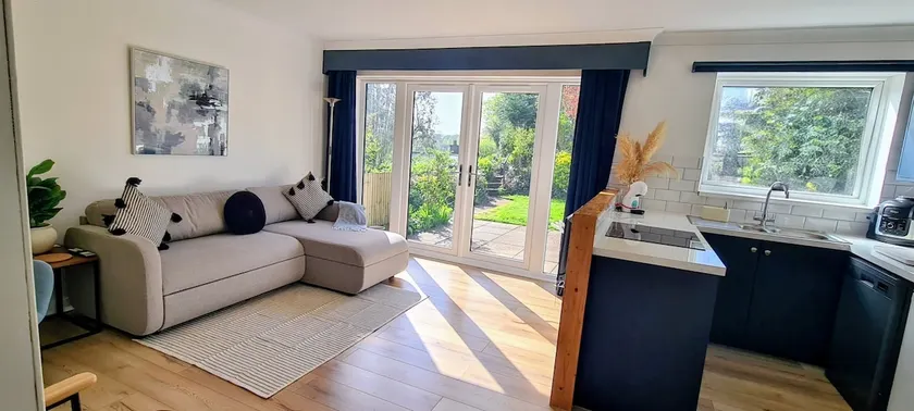 Innage Hideaway- Central Kinver Village - Image 1