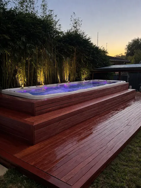 Hot swimming Spa Pool Family Retreat - Image 1