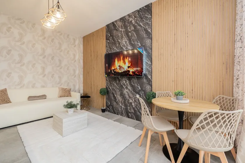 Bmprestige vacation home with all amenities - Image 1