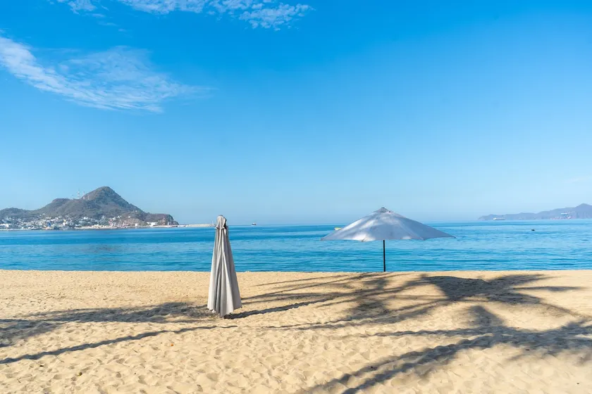 Beachfront House | Pool | Las Brisas | 2 Bedrooms - Image 1