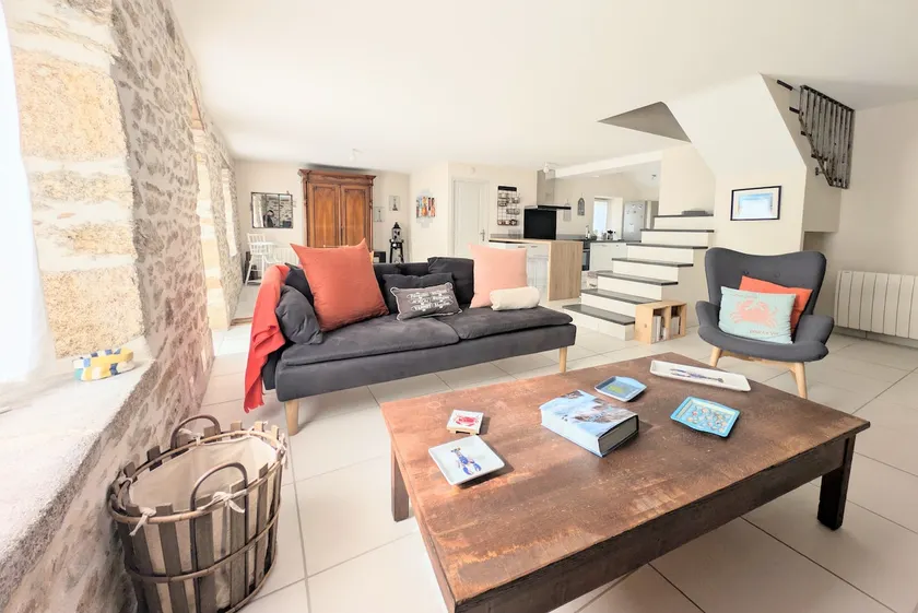 100 m² Breton house, garden, beaches 10 min away - Image 1