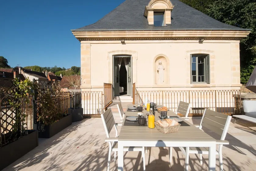 House 8 pers • Pkg • Terrace • Historic Center - Image 1