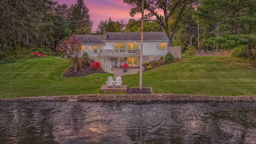 Arrowhead Riverfront! Beautiful, Peaceful, Private - Image 1