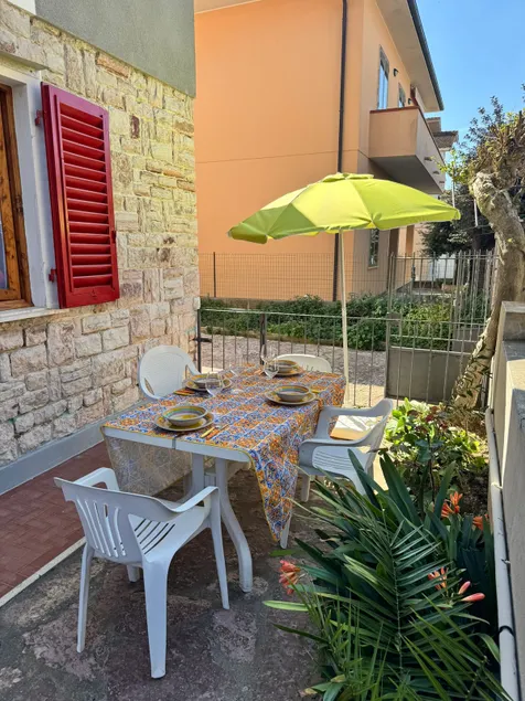 Casa Matilde, with private courtyard and close to the sea - Image 1