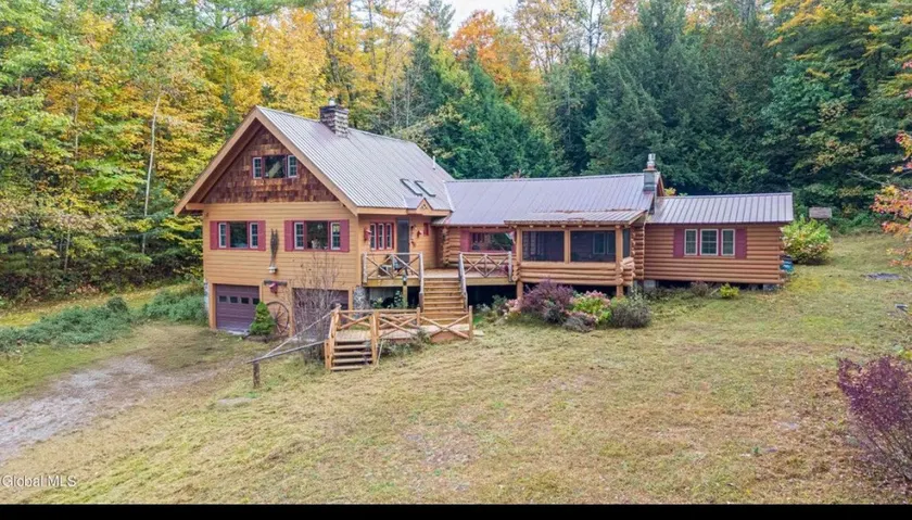 Irishtown cabin - Image 1