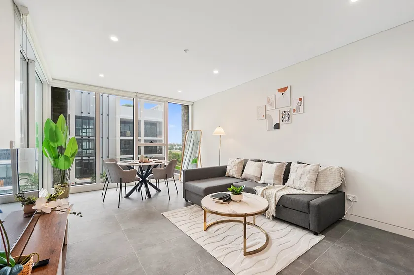 Olympic Park Modern Apartments - Image 1