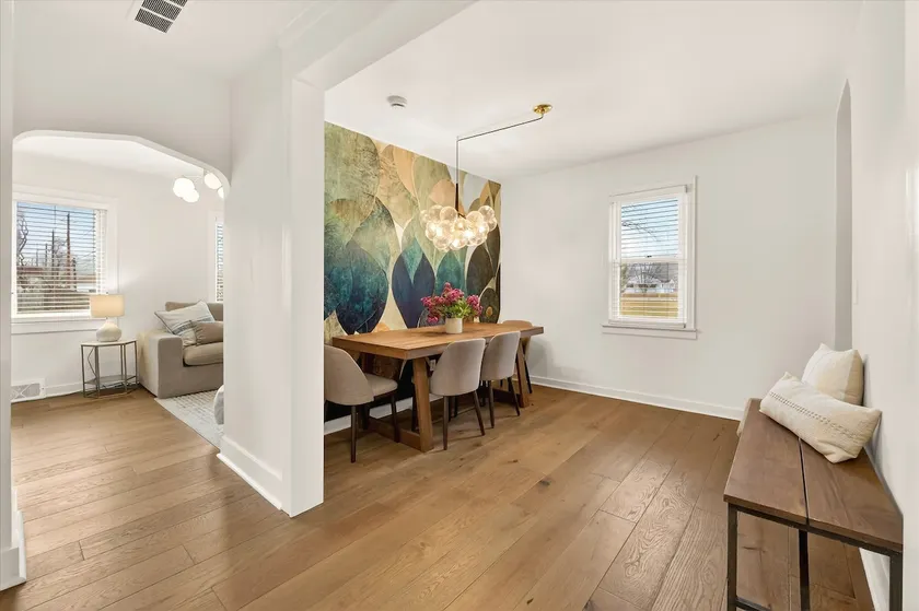 Contemporary Cottage West | 3BD | Detroit DTW A2 - Image 1