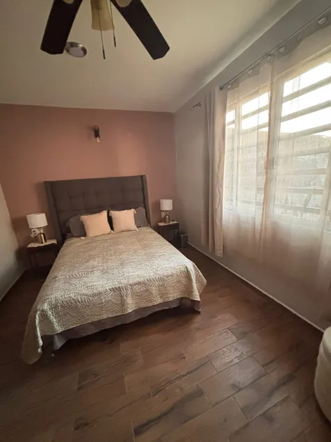 Super comfortable and nice apartment in a great location. - Image 1