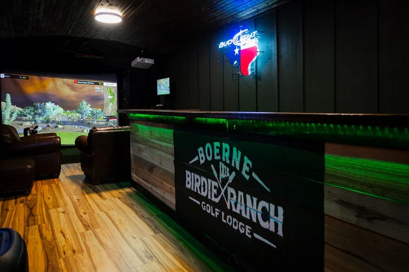 Boerne Birdie Ranch |Golf Simulator| Sleeps 12! - Image 1
