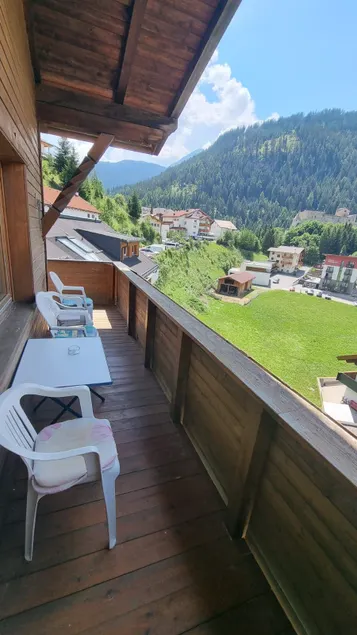 Quiet apartment near ski resort - Image 1