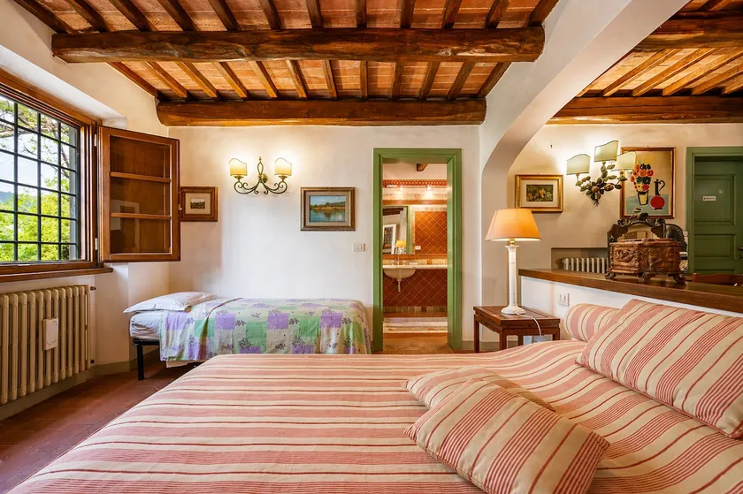Rustic home in the hills 30 minutes from Lucca + Free Parking - Image 1
