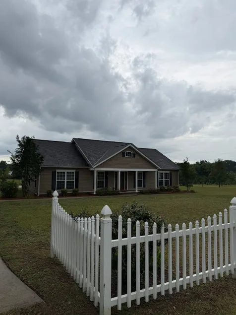 Wilkes Cove Home - Image 1