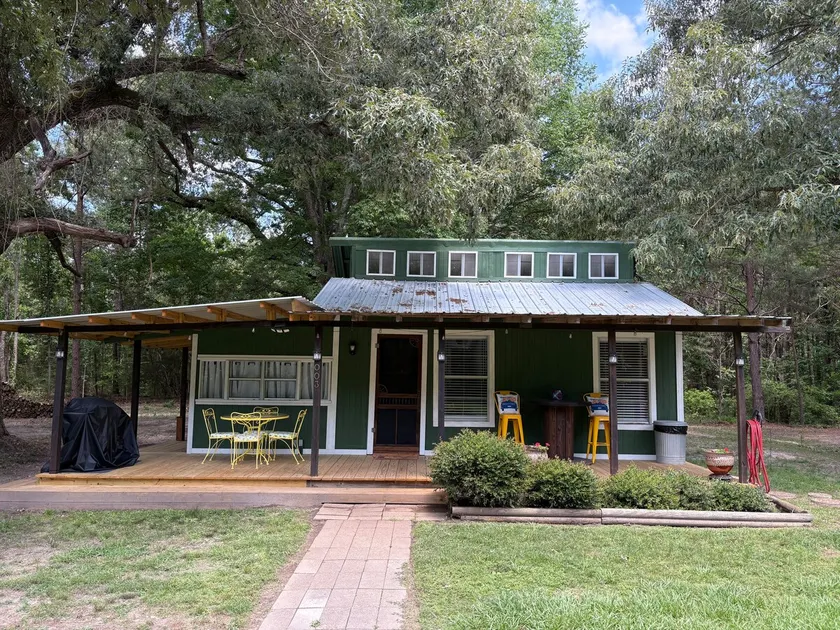 Powell’s Place - Image 1
