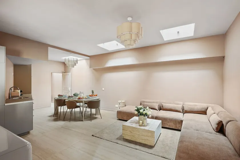 French house - Image 1