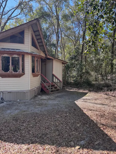 Wood-Crafted Oasis | Mins to Ichetucknee Springs! - Image 1